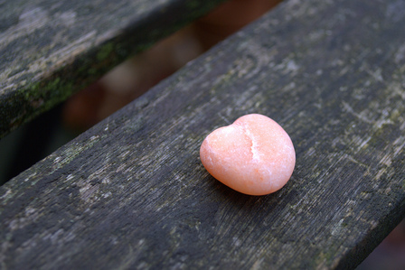 Pink heart of stone by dmpop (c) http://www.flickr.com/photos/dmpop/4114490595/