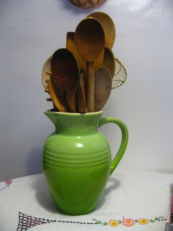 Cookware (c) by poetas http://www.flickr.com/photos/poetas/4440065100/